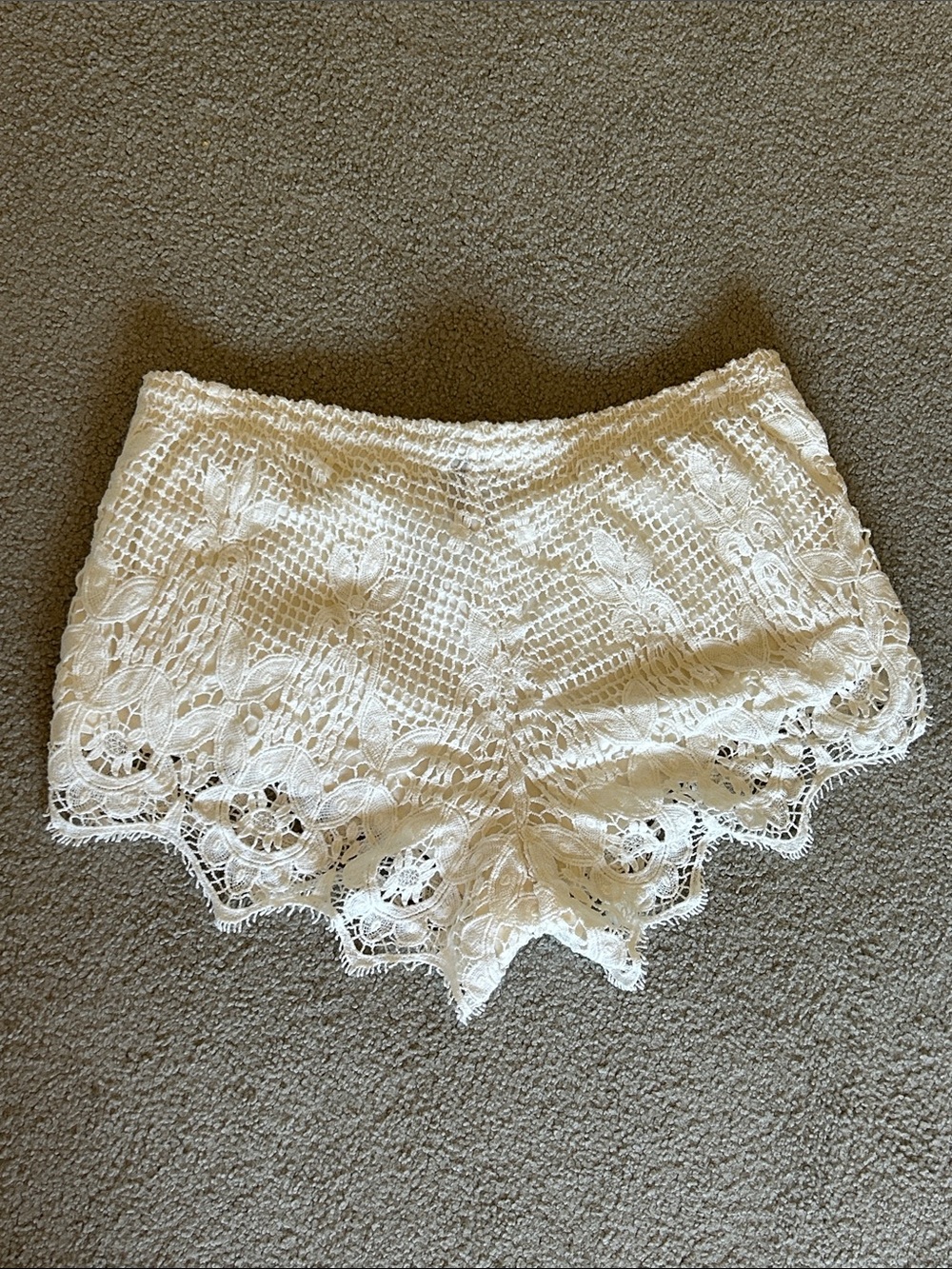 White Crochet Lace Women's Shorts - Picture 2 of 3